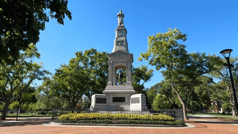 Monuments in Common Cambridge